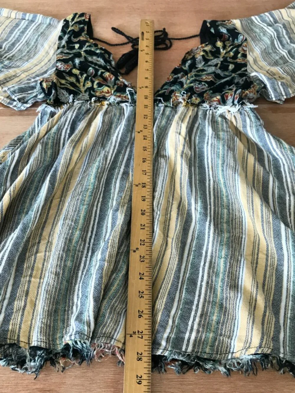 Free People Under The Sun Tunic Top Women XS Yellow Striped Flutter Sleeve Boho